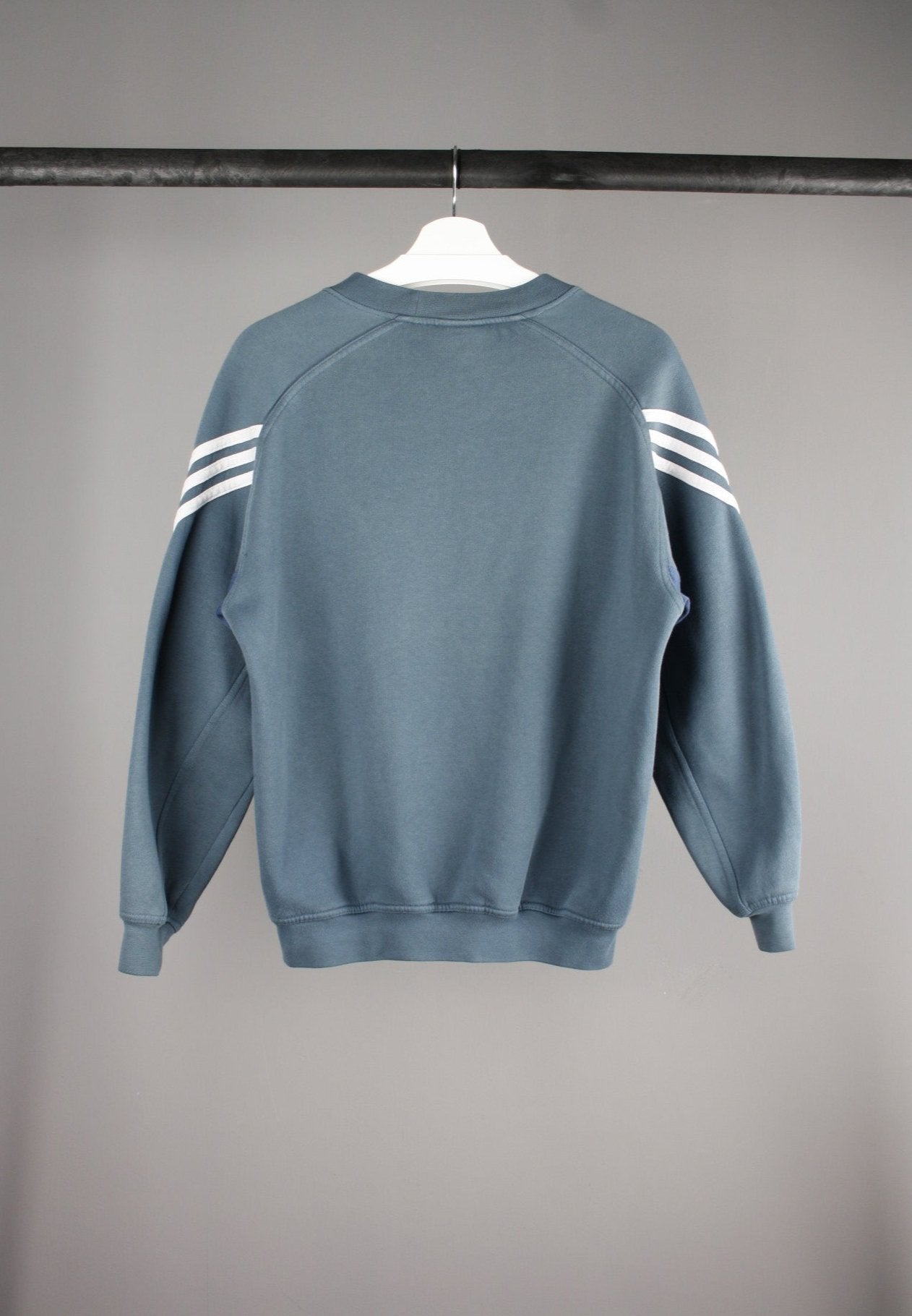 Adidas Sweater (XS)