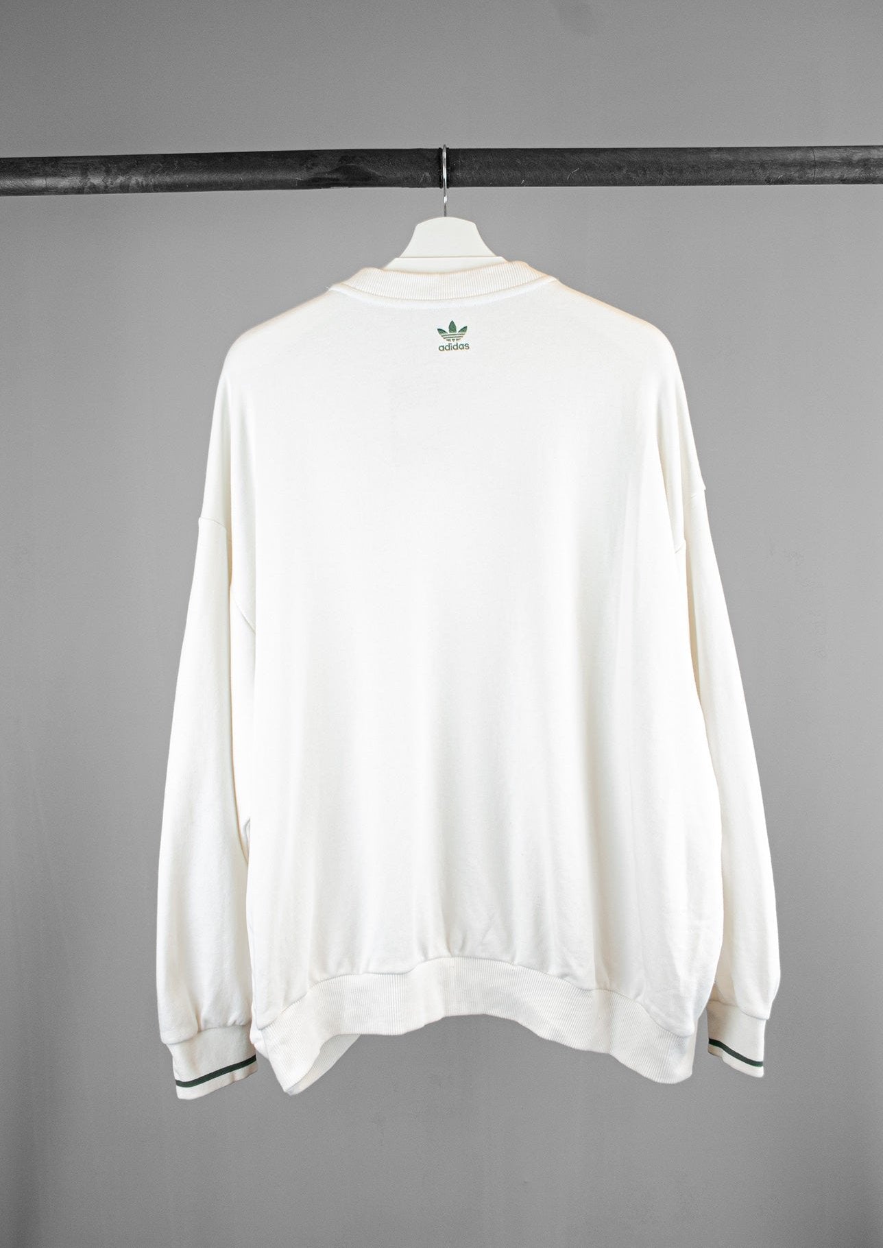 Adidas Sweater (XL)