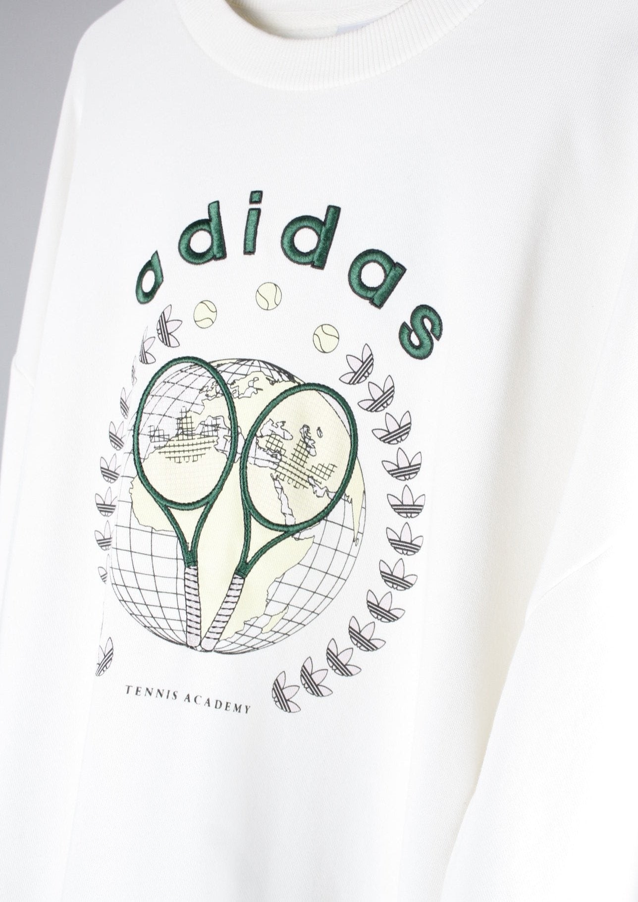Adidas Sweater (XL)