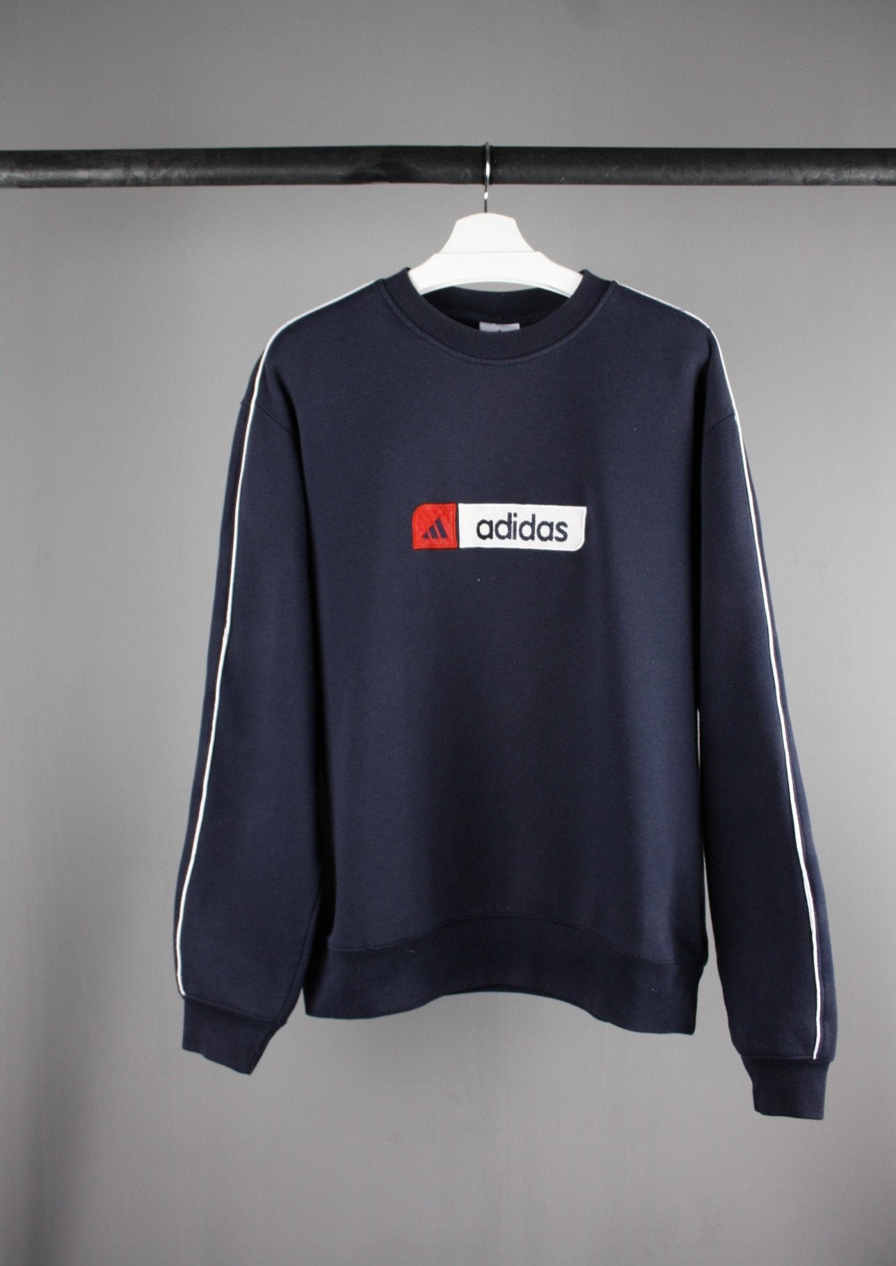 Adidas Sweater (XL)