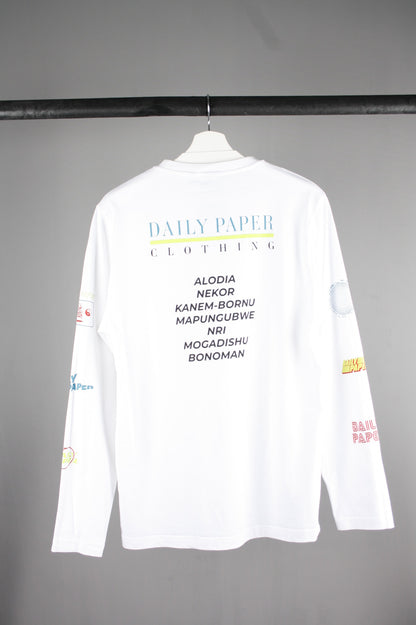 Achterkant van de Daily Paper Jeff longsleeve in maat M, een tijdloos wit ontwerp voor een casual look