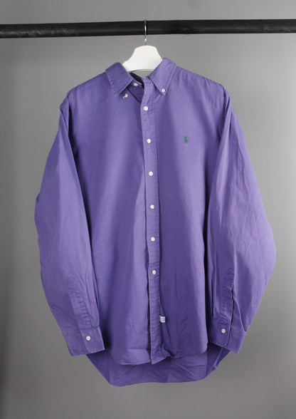 Voorkant van een paarse Ralph Lauren blouse met een groen geborduurd paardje op de borst, gemaakt van hoogwaardig katoen voor een luxe uitstraling.